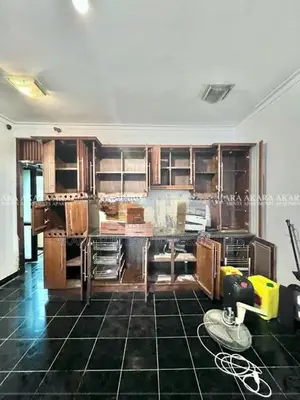 4,000 Sq.ft - Unfurnished House for Rent HL53238 Kalubowila