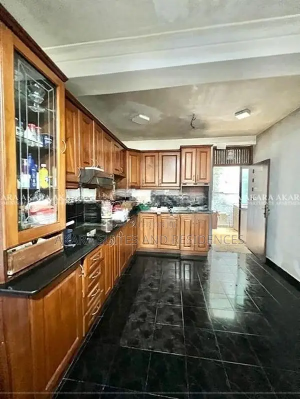 4,000 Sq.ft - Unfurnished House for Rent HL53238 Kalubowila