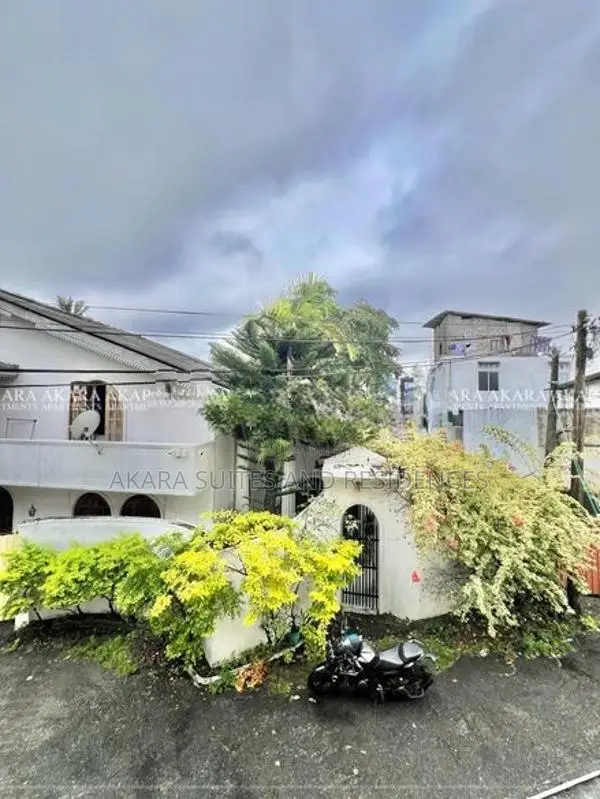 4,000 Sq.ft - Unfurnished House for Rent HL53238 Kalubowila