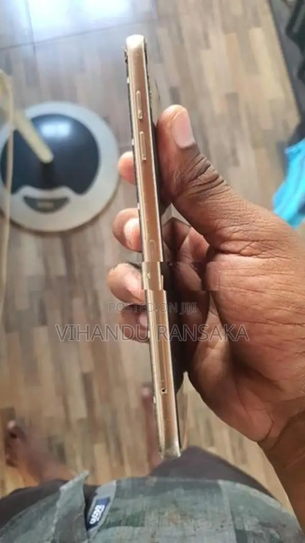 Samsung Galaxy J8 (Used)