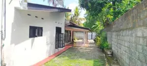 Single-Storey House with 20.5 Perch Land for Sale in Nalluruwa,Panadur