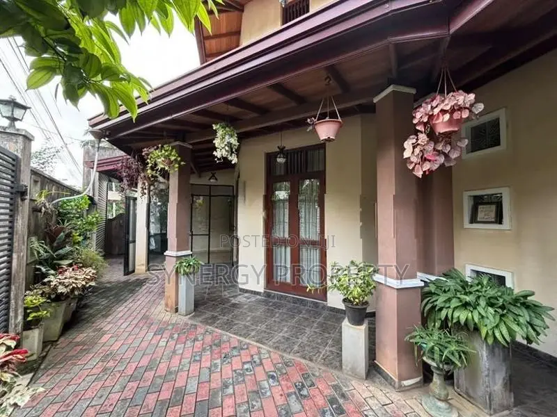 Elegant 3-Bedroom House For Sale In Ragama – Thewatta(HO-GAMRG-254)