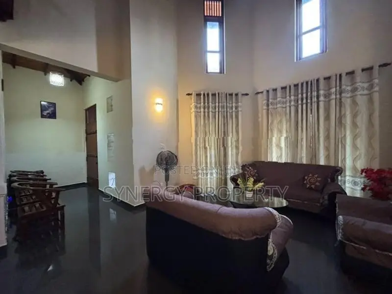 Elegant 3-Bedroom House For Sale In Ragama – Thewatta(HO-GAMRG-254)