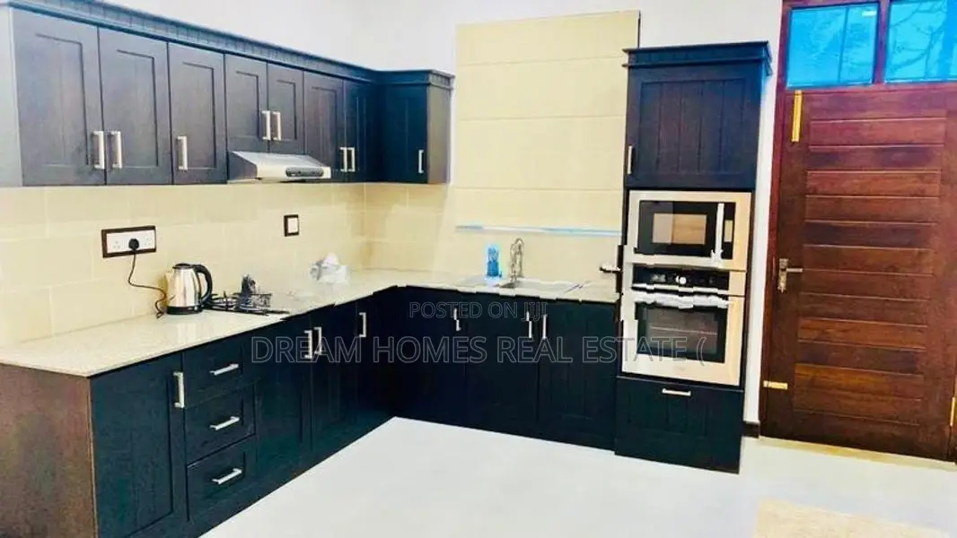 Luxury House for Rent in Kottawa Town