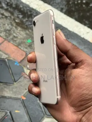 Apple iPhone 8 128GB (Used)