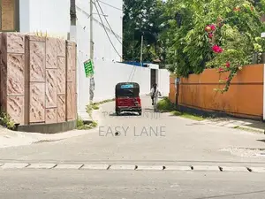 බේරුවලින් නිවසක් විකිණීමට