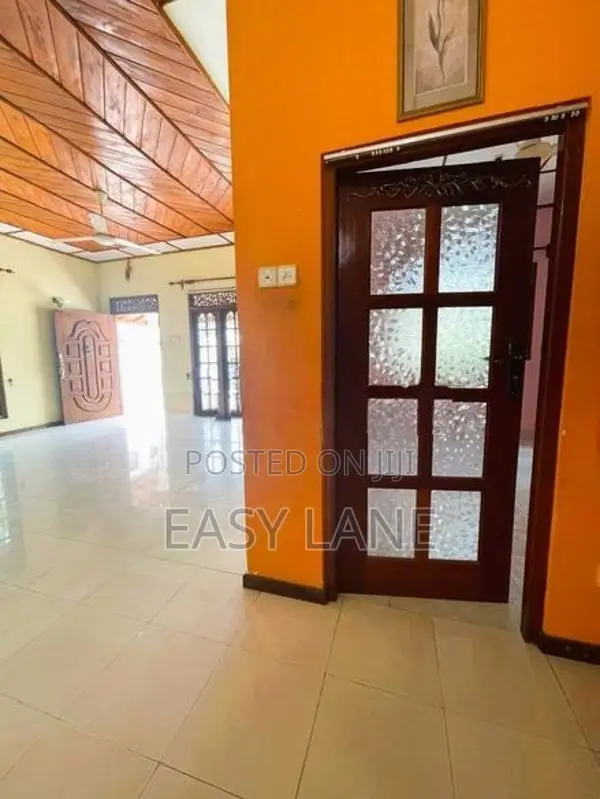 බේරුවලින් නිවසක් විකිණීමට