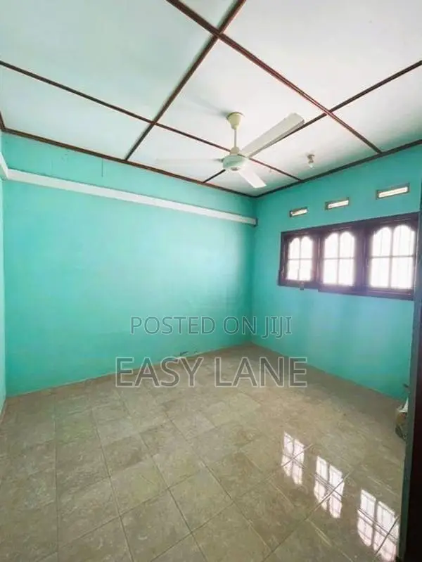 බේරුවලින් නිවසක් විකිණීමට