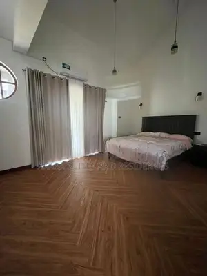 3,500 sq.ft - Furnished House for Rent HL55151