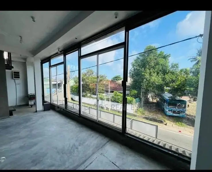 COMMERCIAL BUILDING FOR RENT IN RATHMALANA (SP1368)