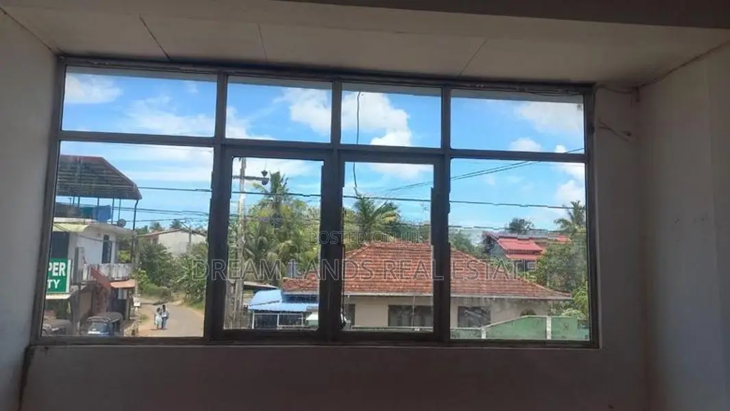 COMMERCIAL BUILDING FOR RENT IN RATHMALANA (SP1368)