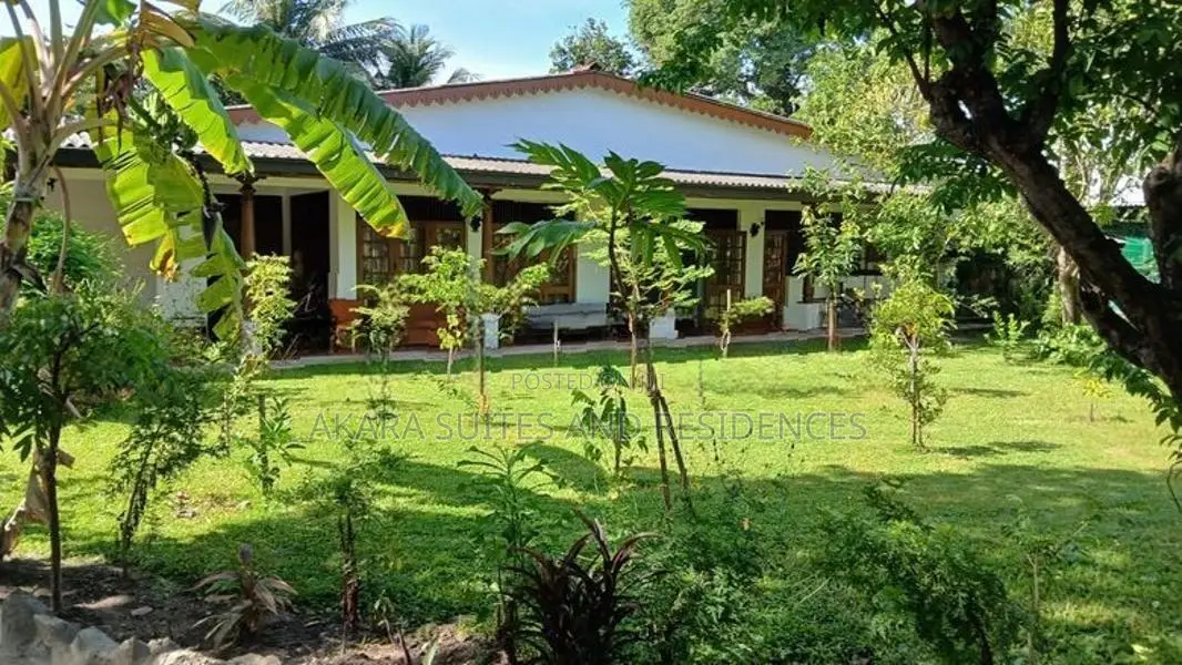 5,000 Sq.ft - Furnished House for Rent HL51314