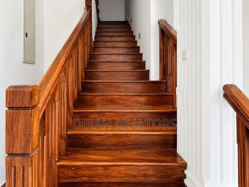 4BR Luxury House for Rent | Kotte (DS-029)