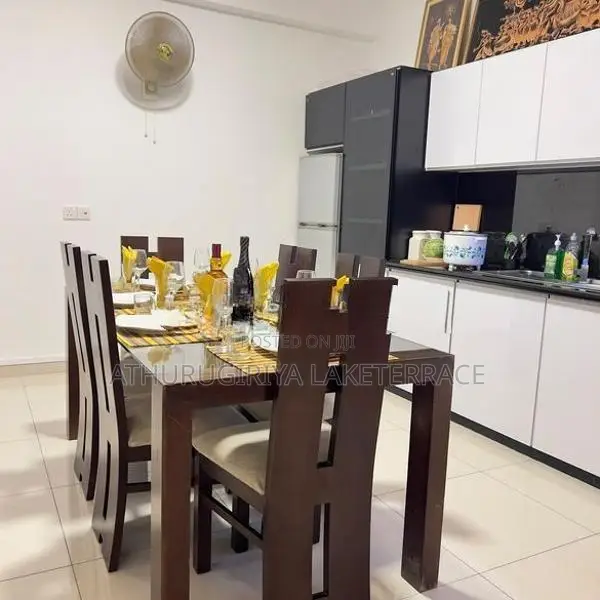 Fully Furnished Luxury 2 Br Apartment for Rent Athurugiriya