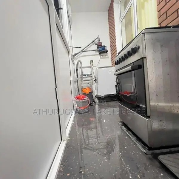 Fully Furnished Luxury 2 Br Apartment for Rent Athurugiriya