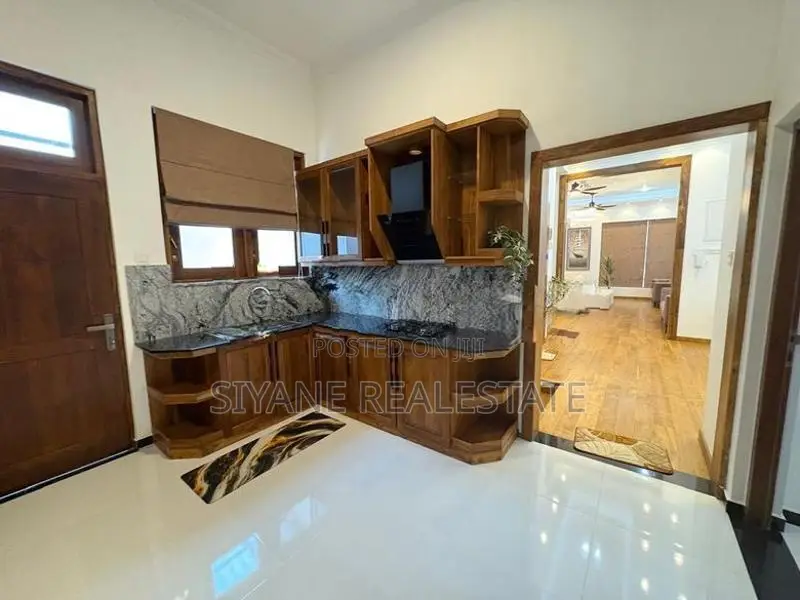 Luxury New House Sale In Battaramulla