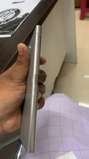 Samsung Galaxy S24 Ultra (Used)