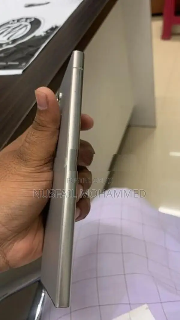 Samsung Galaxy S24 Ultra (Used)