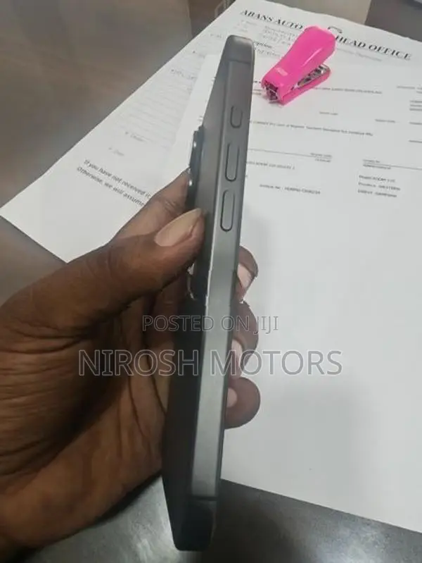 Apple iPhone 17 (Brand New)