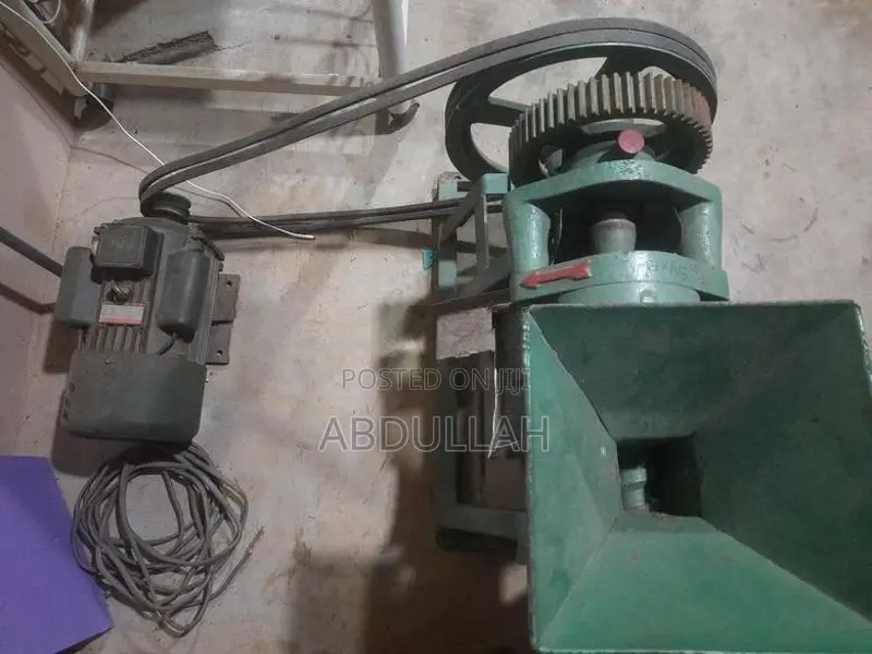 Oil Expeller Machine