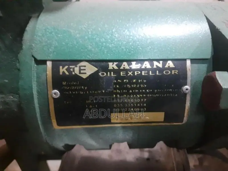 Oil Expeller Machine