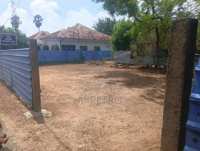 Land For Sale In Chunnakam Jaffna