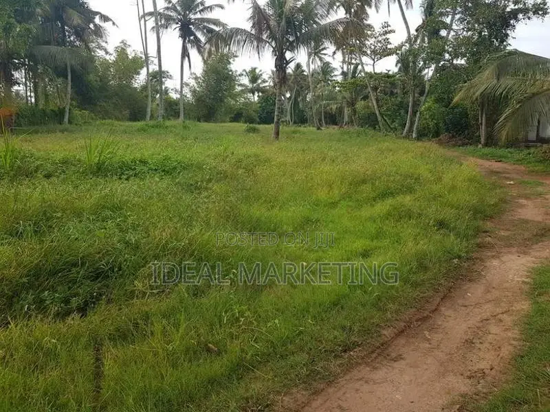 Kandana - Land for sale