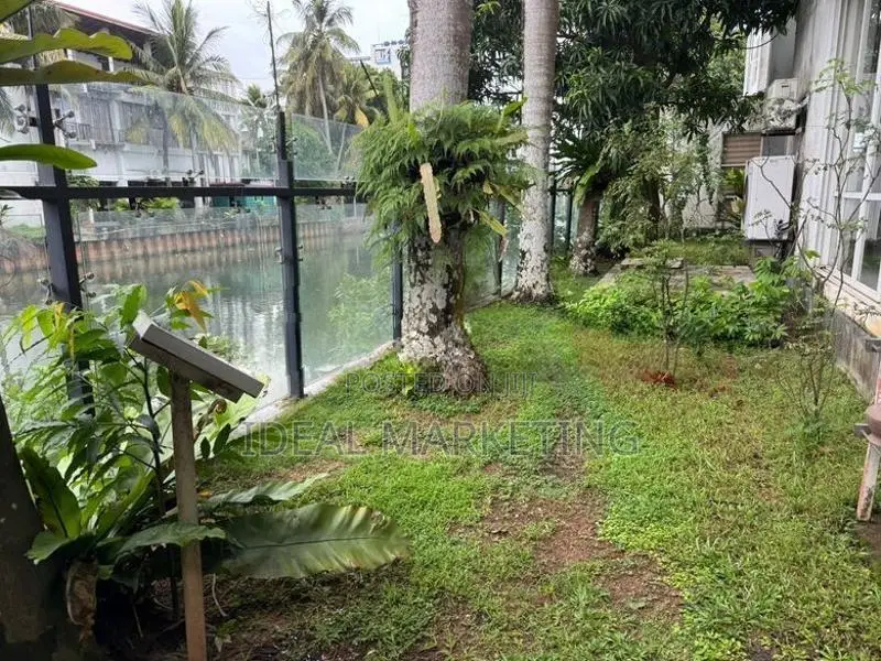 Colombo 05 - Commercial Or Embassy Space for rent