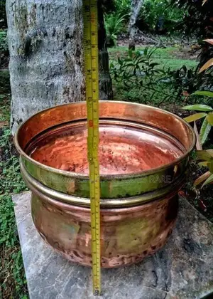 පිත්තල තබ බඳුන