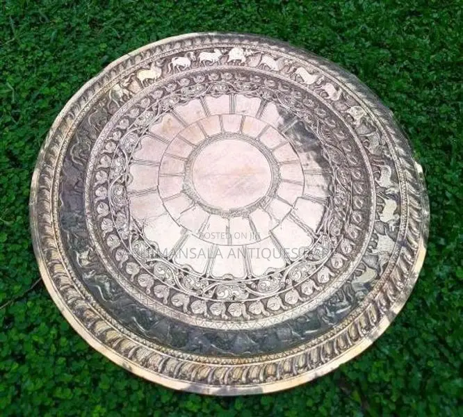 පැරණි පිත්තල සඳකඩ පහණ