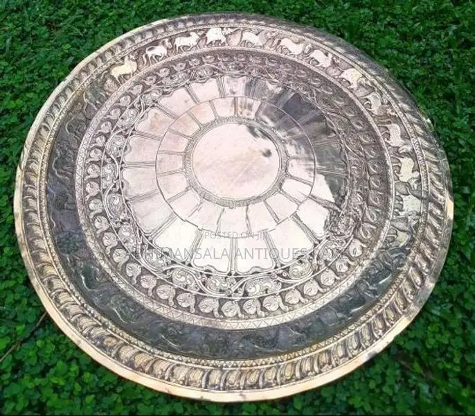 පැරණි පිත්තල සඳකඩ පහණ