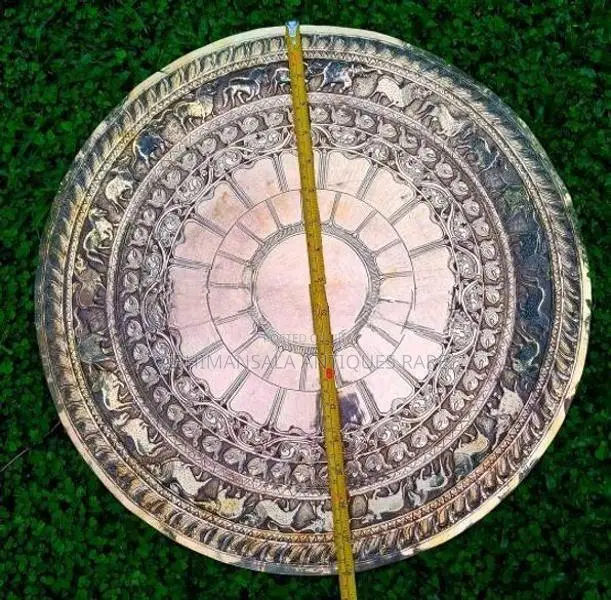 පැරණි පිත්තල සඳකඩ පහණ