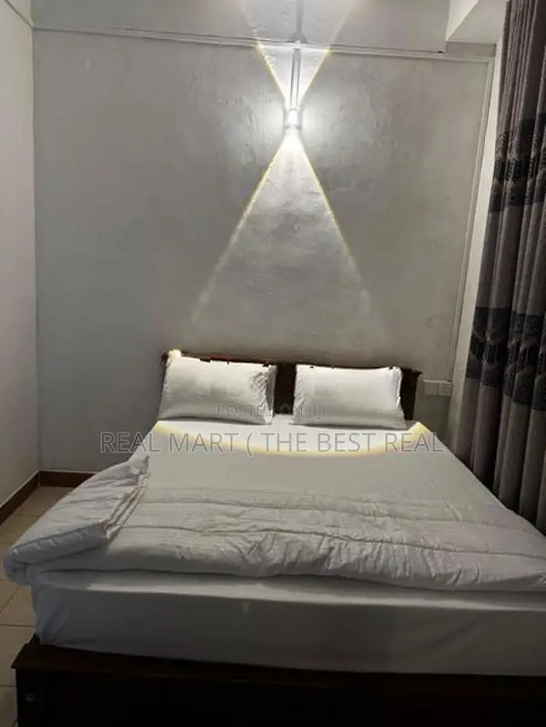 COLOMBO 04 : 6-BEDROOM (10-PERCH) HOTEL FOR RENT