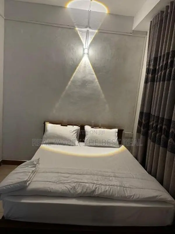 COLOMBO 04 : 6-BEDROOM (10-PERCH) HOTEL FOR RENT
