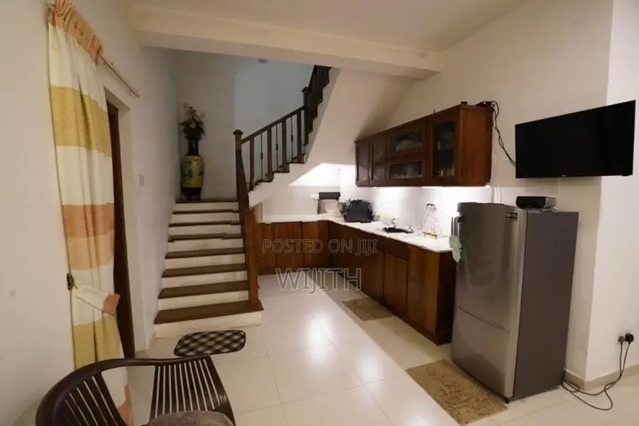 Three Storey House for Sale with Furniture and Pool Talawatugoada
