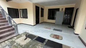 Shared Annex – Female Students Working Professionals Only Katugastota