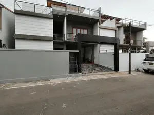 Modern Brand New 3 Story House for Sale in Boralasgamuwa Gangaramaroad