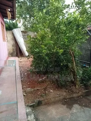 2 Bedroom House for Rent – Boralesgamuwa