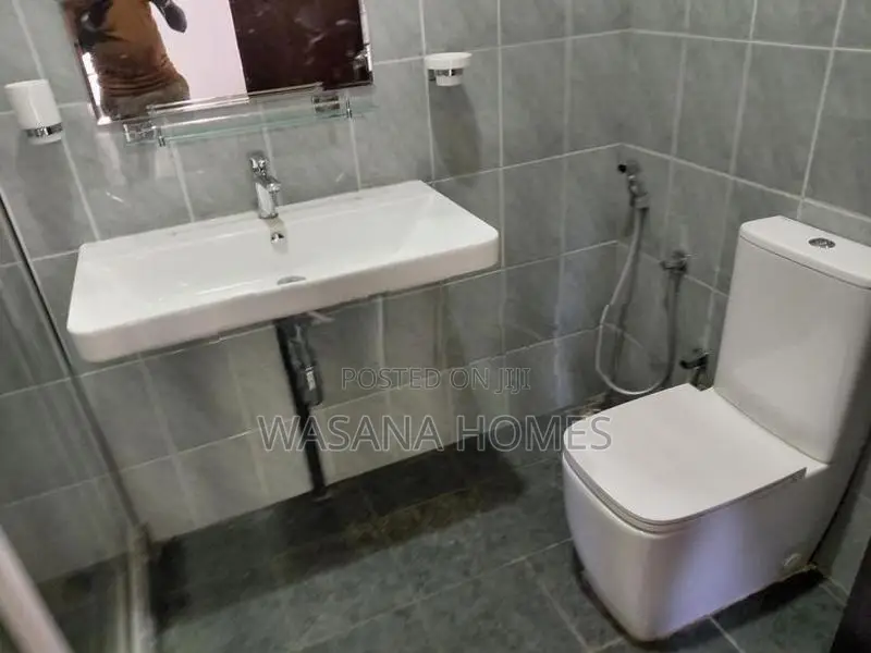Solar Power House For Sale Borelesgamuwa In Boralesgamuwa
