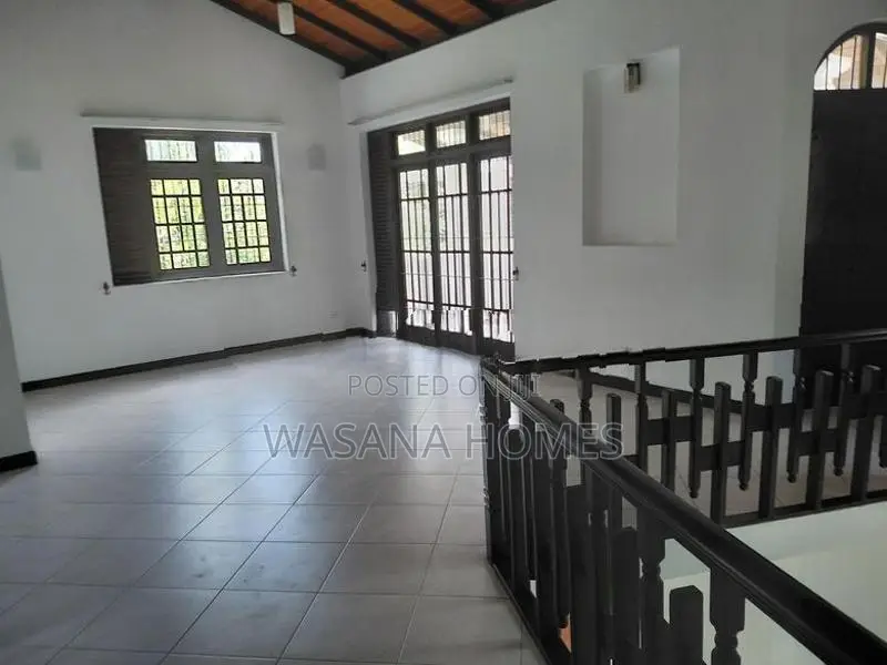 Solar Power House For Sale Borelesgamuwa In Boralesgamuwa