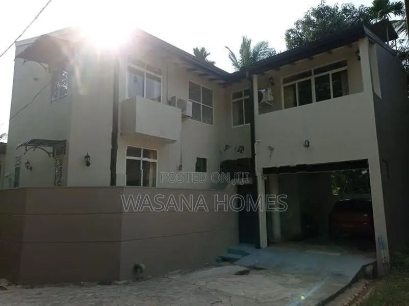 Almost Brand new house for sale Kottawa