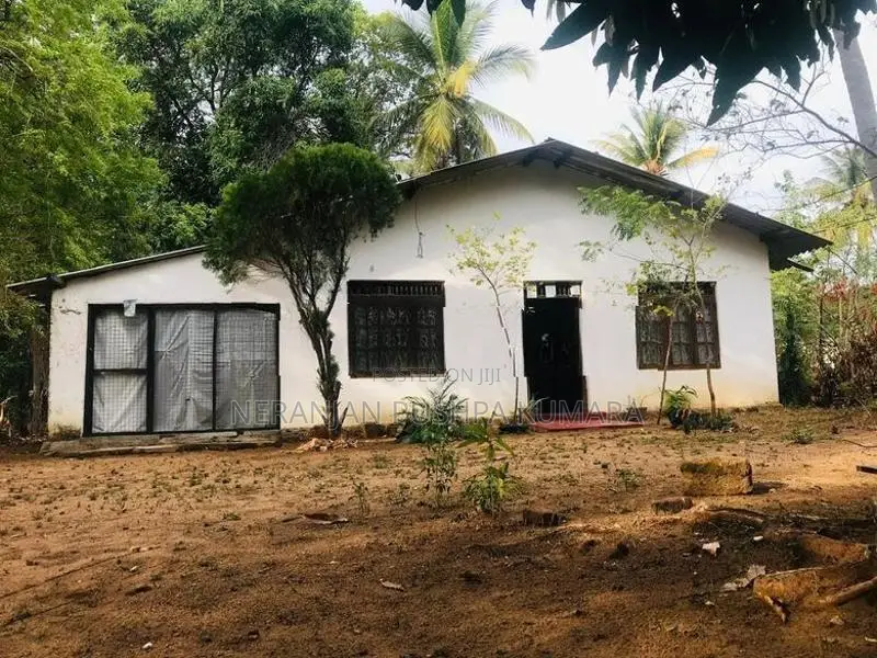 නිවස සමග ඉඩම විකිනීමට