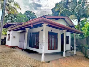 Single House For Sale IN Homagama