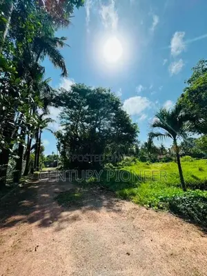 5 Acre Land for Sale in Wennappuwa