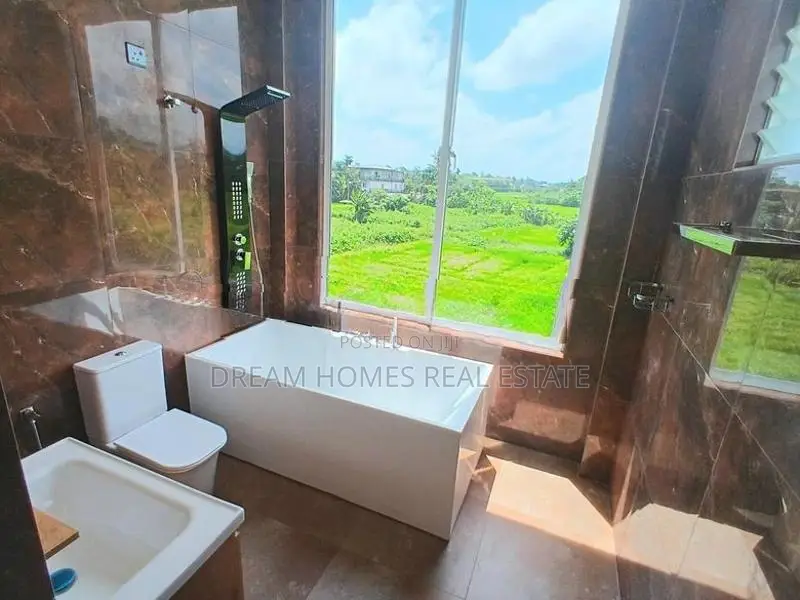 Brand New House For Sale In Boralesgamuwa Town