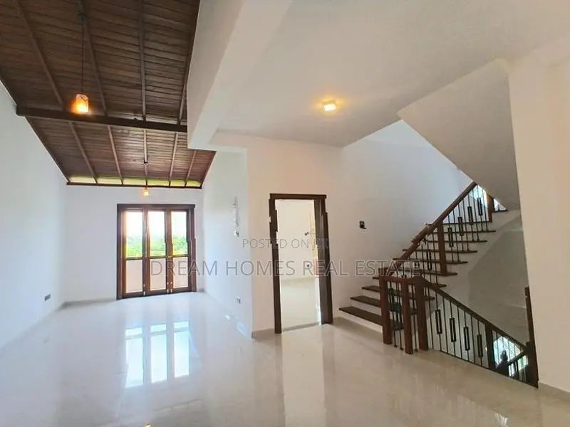 Brand New House For Sale In Boralesgamuwa Town
