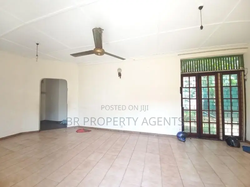 Single Storey House For Sale In Attidiya, Dehiwala