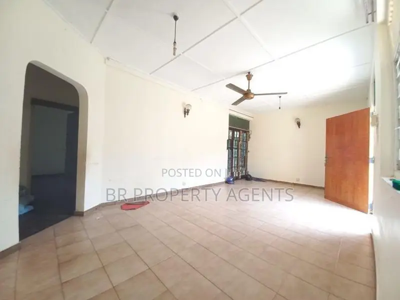 Single Storey House For Sale In Attidiya, Dehiwala