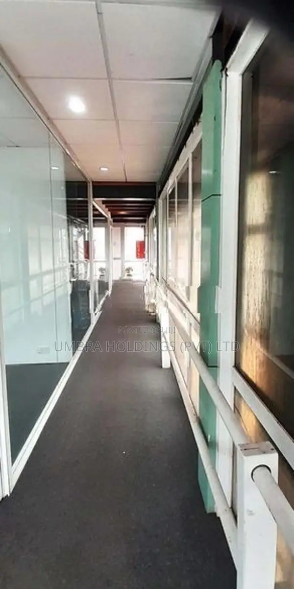 Office For Rent Off R A De Mel Mawatha Colombo 3 - 4066U