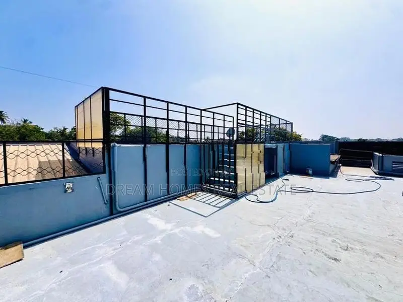 16.27 Perch Luxury House with Rooftop Pool Sale Kalubowila